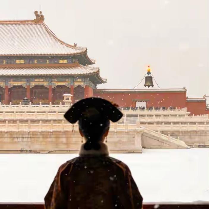 秦可卿的真实死因并不是生病，而是她发现了贾珍与焦大的天大秘密宁国府的深宅大