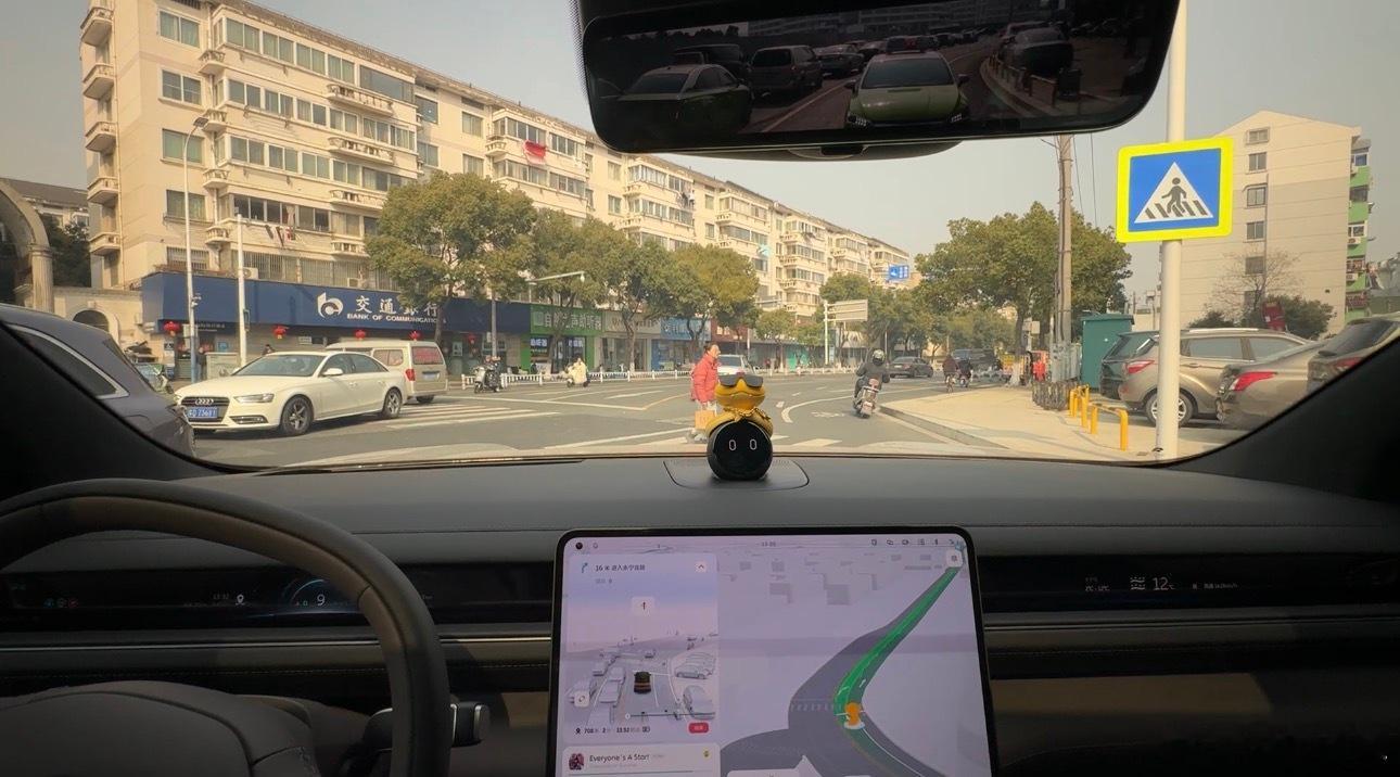 蔚来的NWM2.0量产有回退吗？在飞机上正好没事，先来写一点这几天开新ES8的N