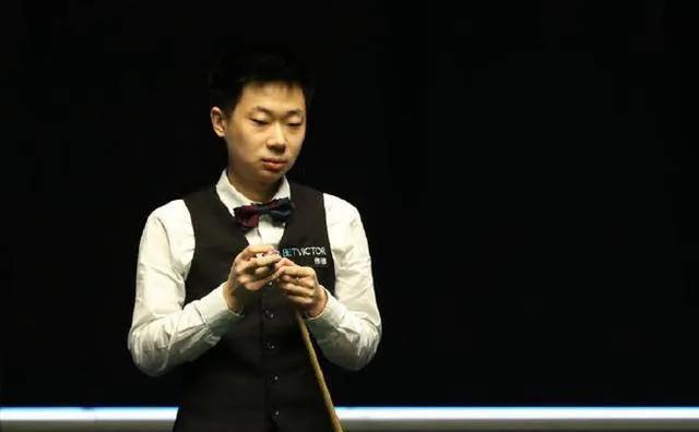 北京时间4月11日凌晨，刚刚结束了一场斯诺克世锦赛资格赛第二轮较量，世界排名第5