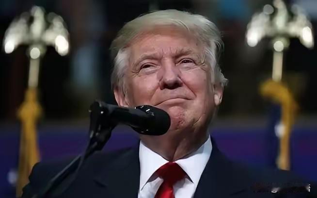 太可怕了！39万亿美债还不起，特朗普竟想对第一大债主下手借钱的是大爷，欠钱