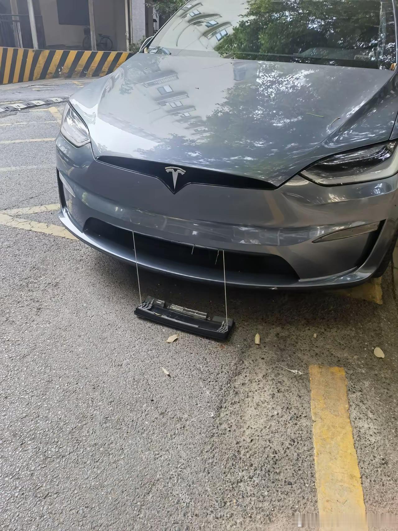 这！！！螺丝呢！！！​​​