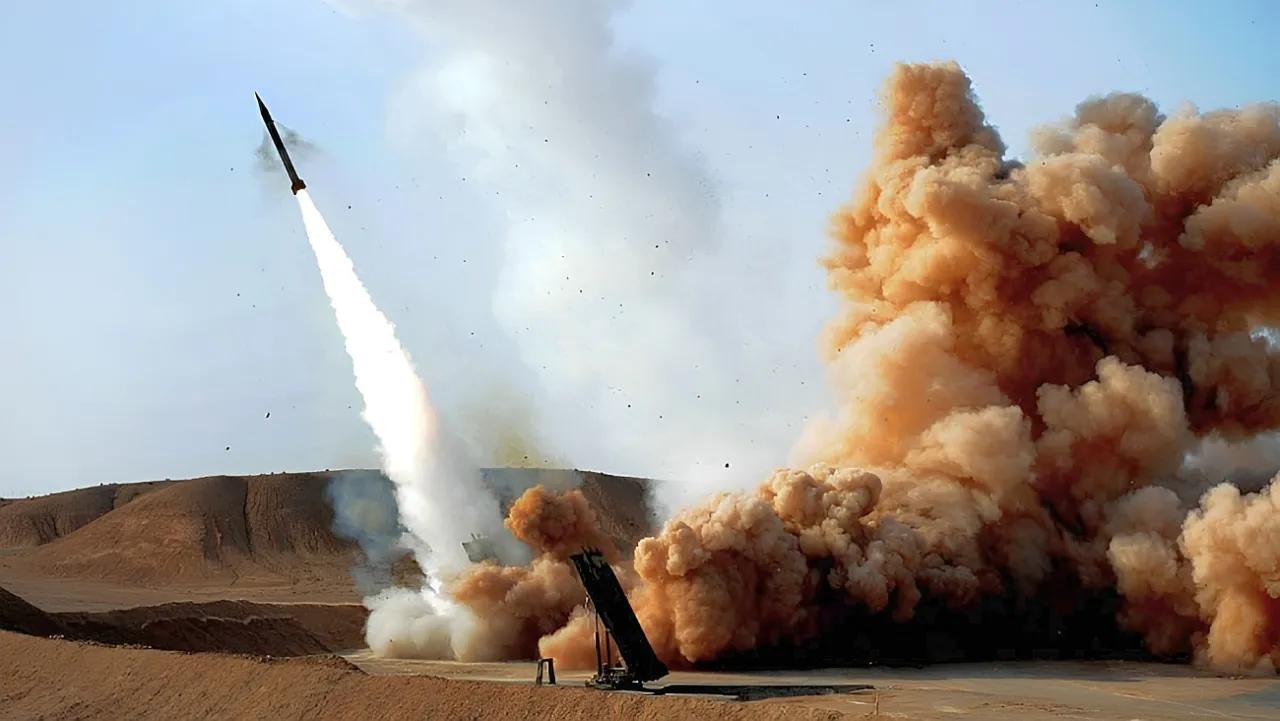 真主党不忍了！之前以色列没完没了地空袭黎巴嫩，炸桥梁、炸设施，杀平民，真主党