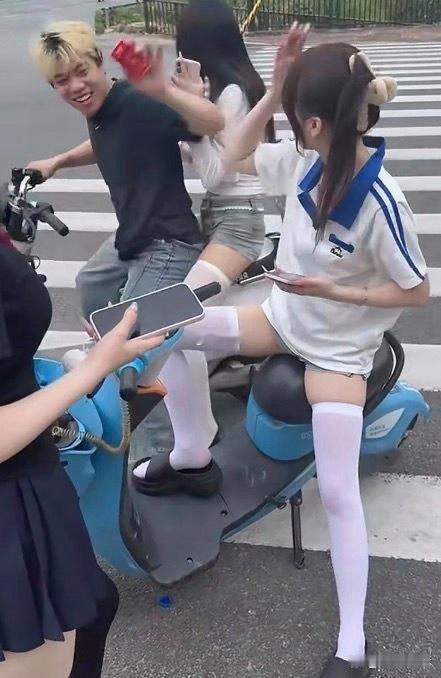 论染黄毛的重要性