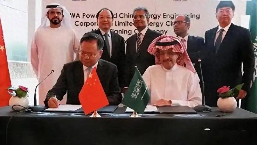 沙特高铁亏了41亿，如今千亿订单砸过来，这笔账算明白了！刷到这条新闻，我愣了一