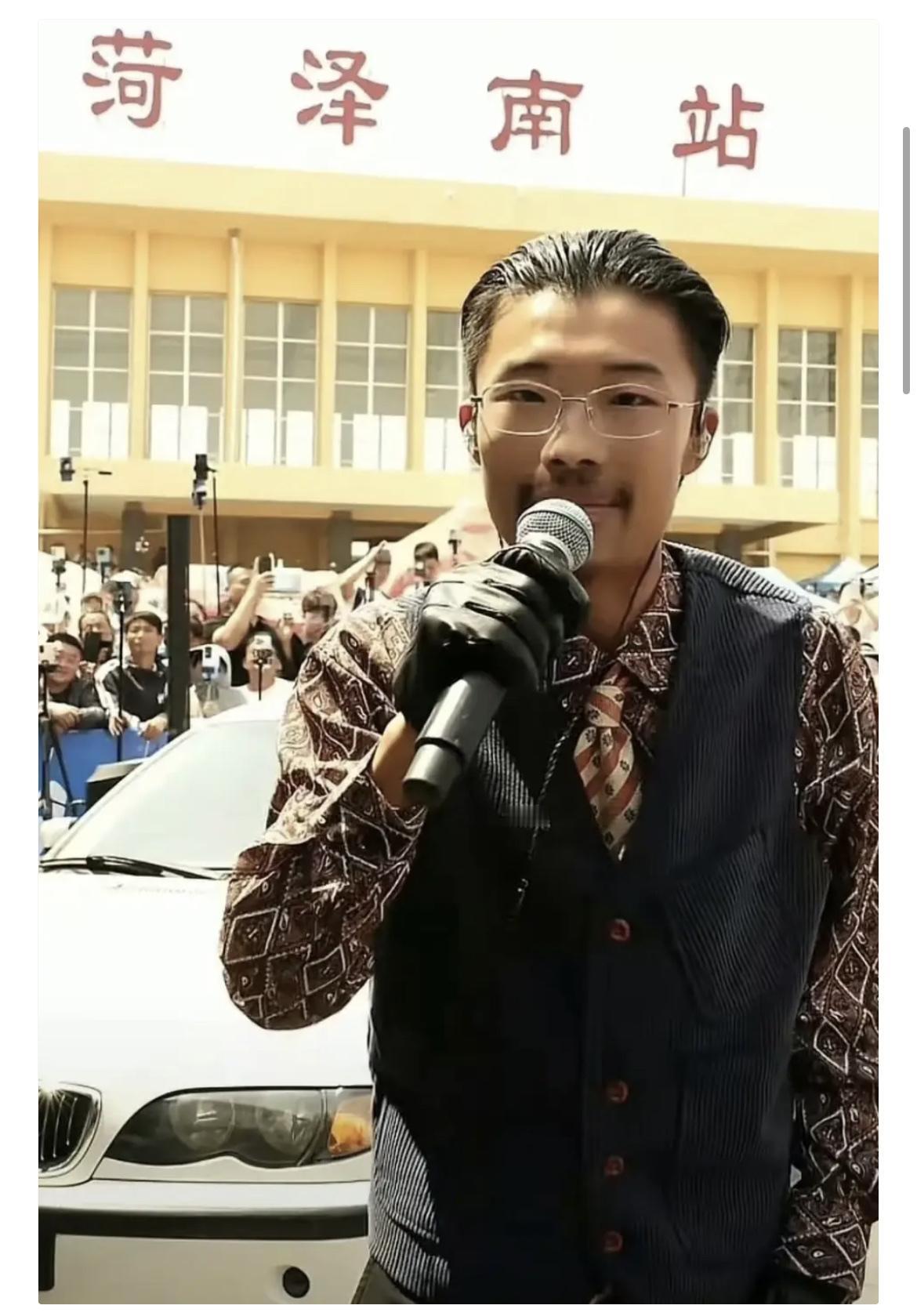 这种局面，郭有才恐怕撑不了多久了！郭有才每个月在深圳租直播间的费用要20万元