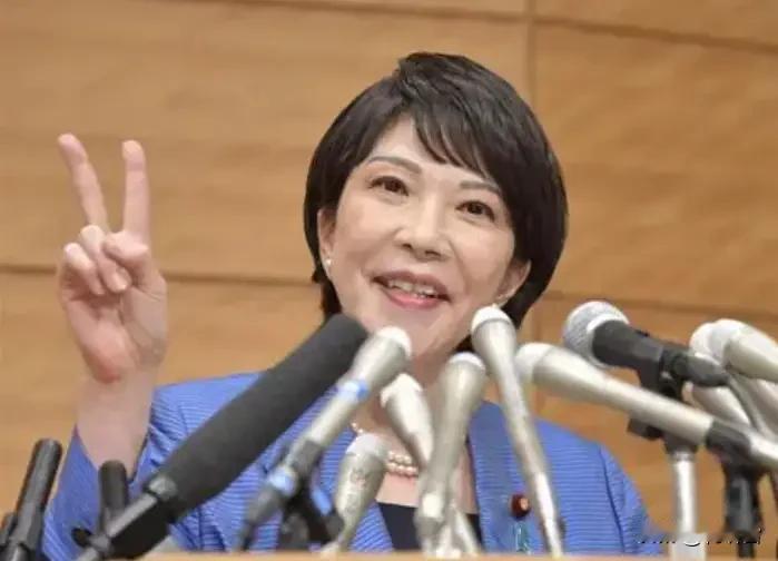 高市早苗有可能是日本有史以来第一位女首相，随着小泉进次郎的“自宫”行为（被网曝花