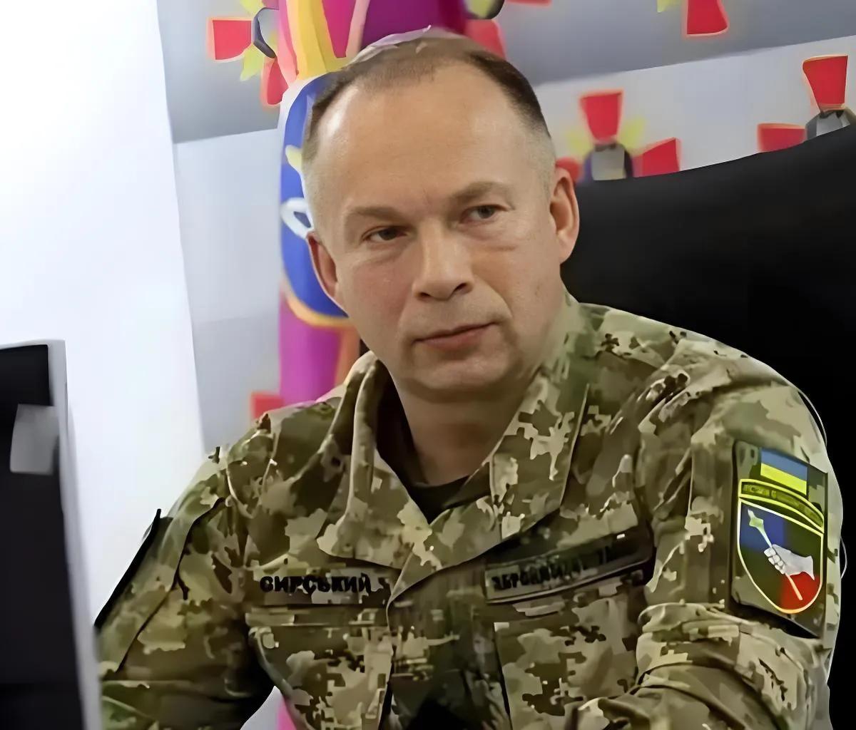 乌军总司令希尔斯基表示:“在谈判结束前，我在战场上的任务是防止俄罗斯联邦向我方防