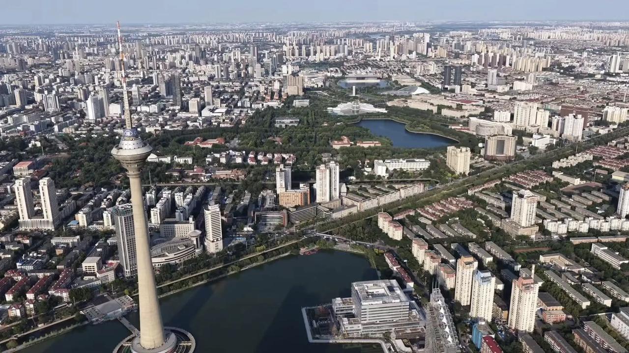 天津的朋友注意了，最新天气变化，请大家知晓。天津又一场雨据悉，预计今天傍晚天