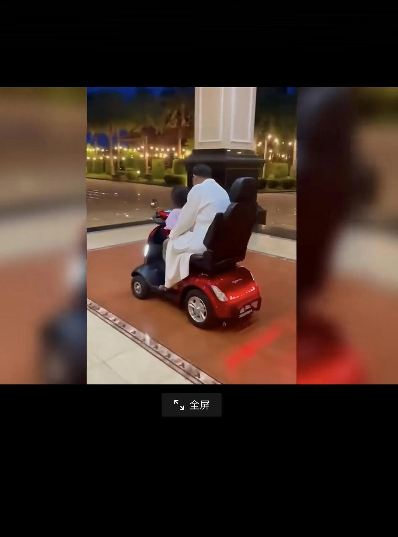 柬埔寨亲王洪森的私家公馆曝光：在院子内可以开代步车。据网友上传的视频看到，洪亲