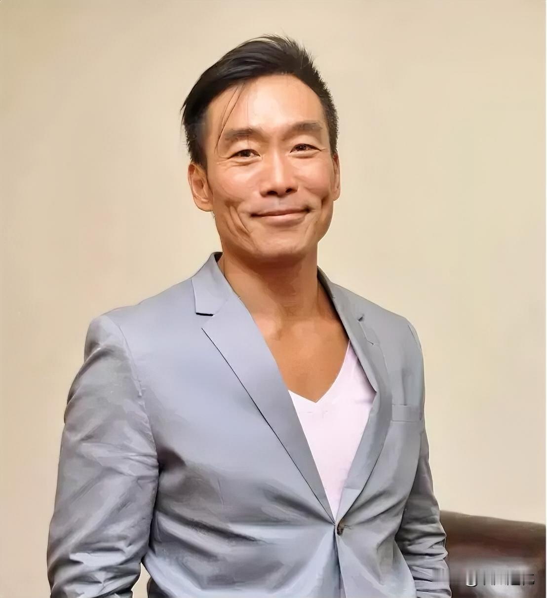 处世高人直言：“婚姻里，选错伴侣，毁一生。一个好的伴侣，是彼此成就；一个坏的