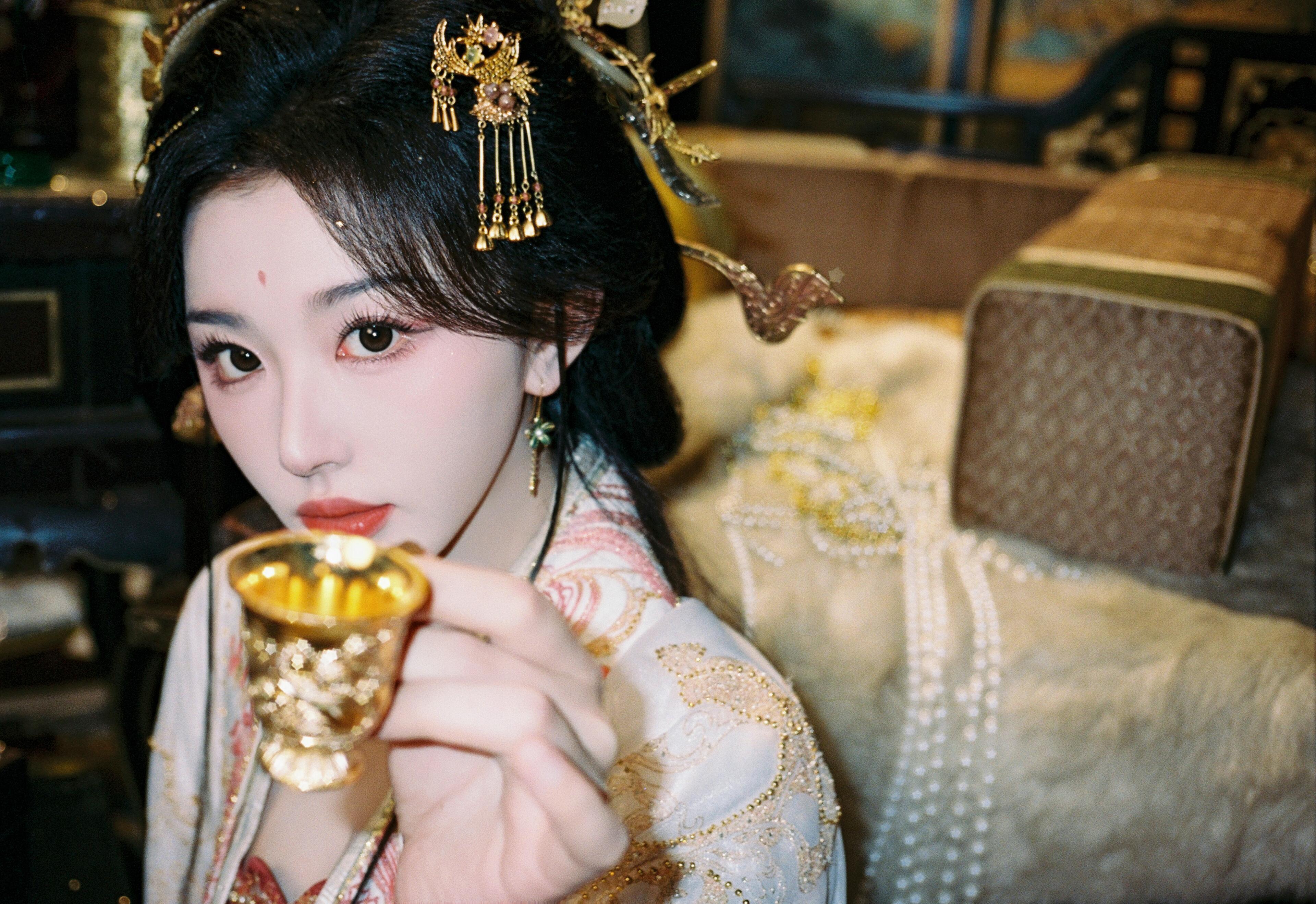 孔雪儿李述❄️孔雪儿昭阳公主260723【图片】孔雪儿📕更新是昭阳公主👸