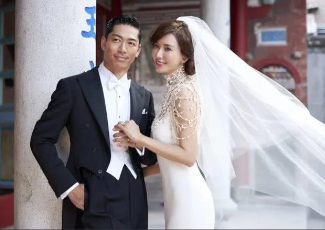 2019年，林志玲和黑泽良平举办婚礼，请了很多娱乐圈的人，但没有邀请刘德华。刘德