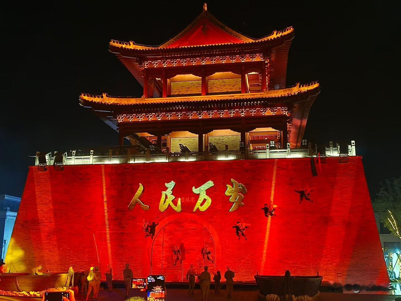 a股热点板块题材，还在于光互联，光通信+细分赛道，磷化铟，铌酸锂薄膜，交换机，
