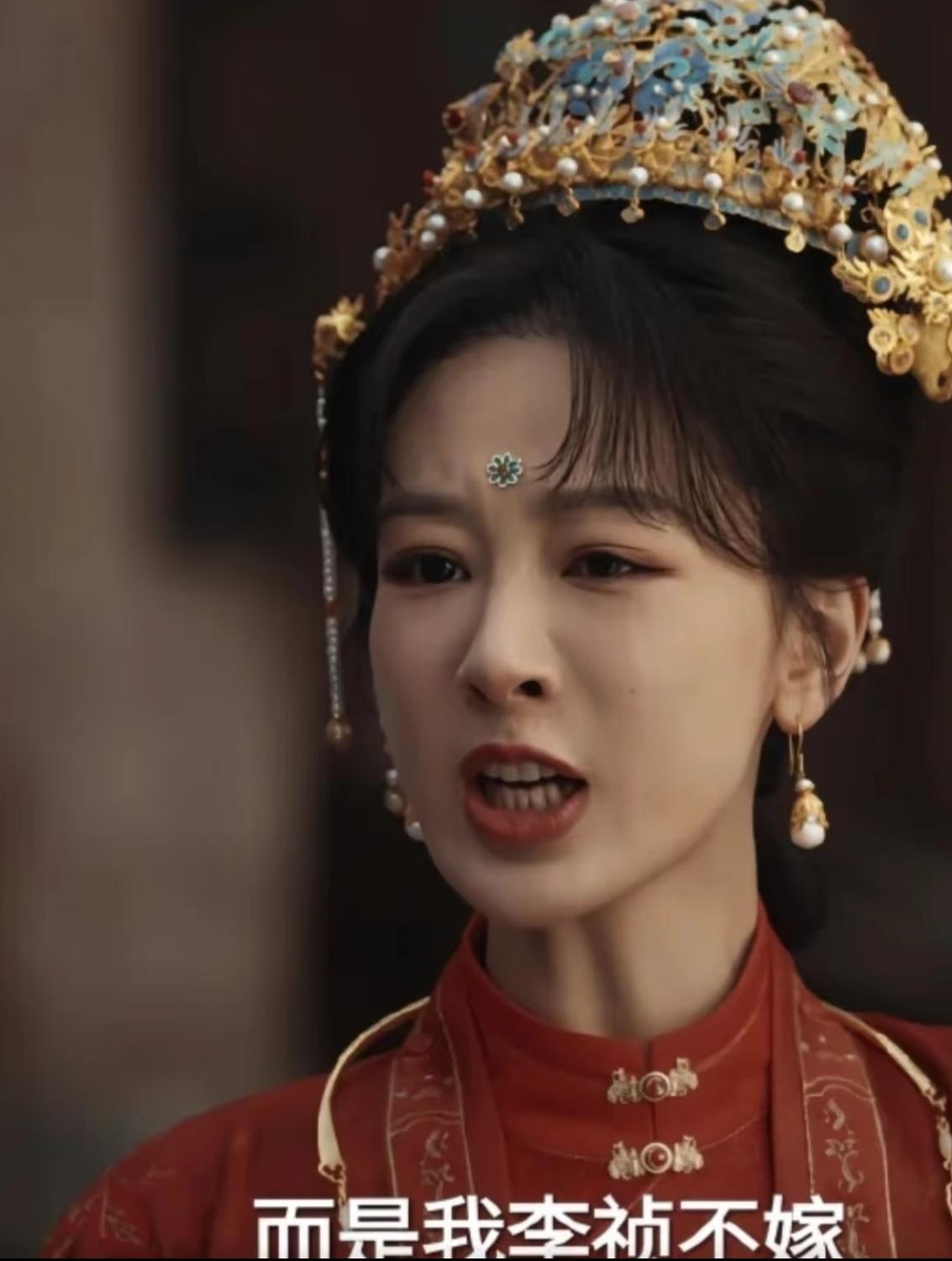 发现一个玄学，只要是杨紫当主角的电视剧，跟她搭档过的男演员，没有一个是火
