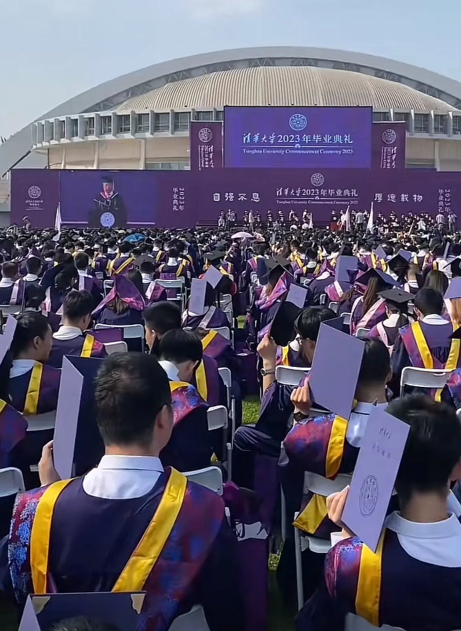 此时天下英雄如过江之鲫