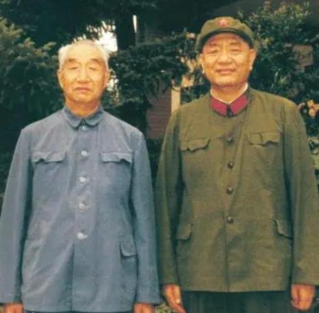 1982年，开国少将尤太忠在部队视察工作，突然看到一个副团长有些眼熟，一问名字，
