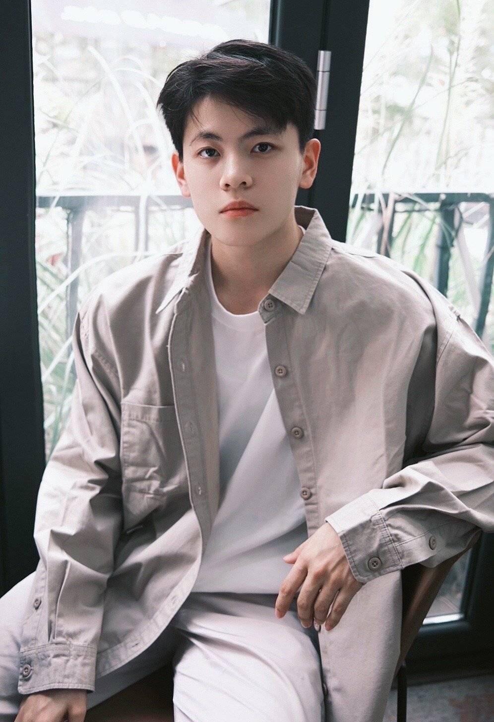 中国女篮联赛将三分天下。11月30日女篮联赛揭幕战打响，广东女篮对江苏女篮，前