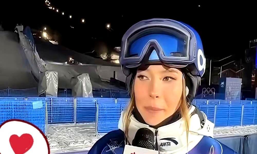 年终奖发了10万，老婆甩给我一张卡，让我转5万给她弟买车，不转就散伙。我当