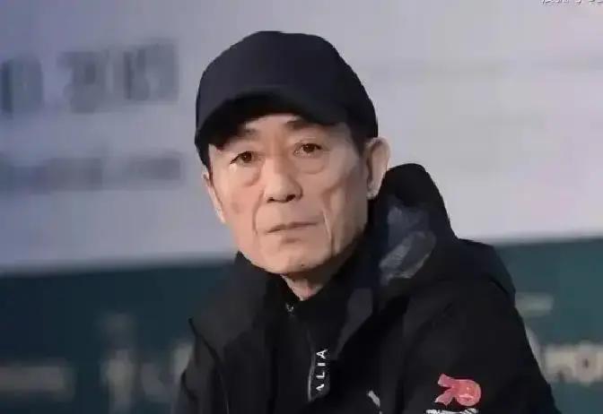 老戏台空了，木头却哭了西安易俗社的秦腔班子，一场只来二十来人，大半还是拍照