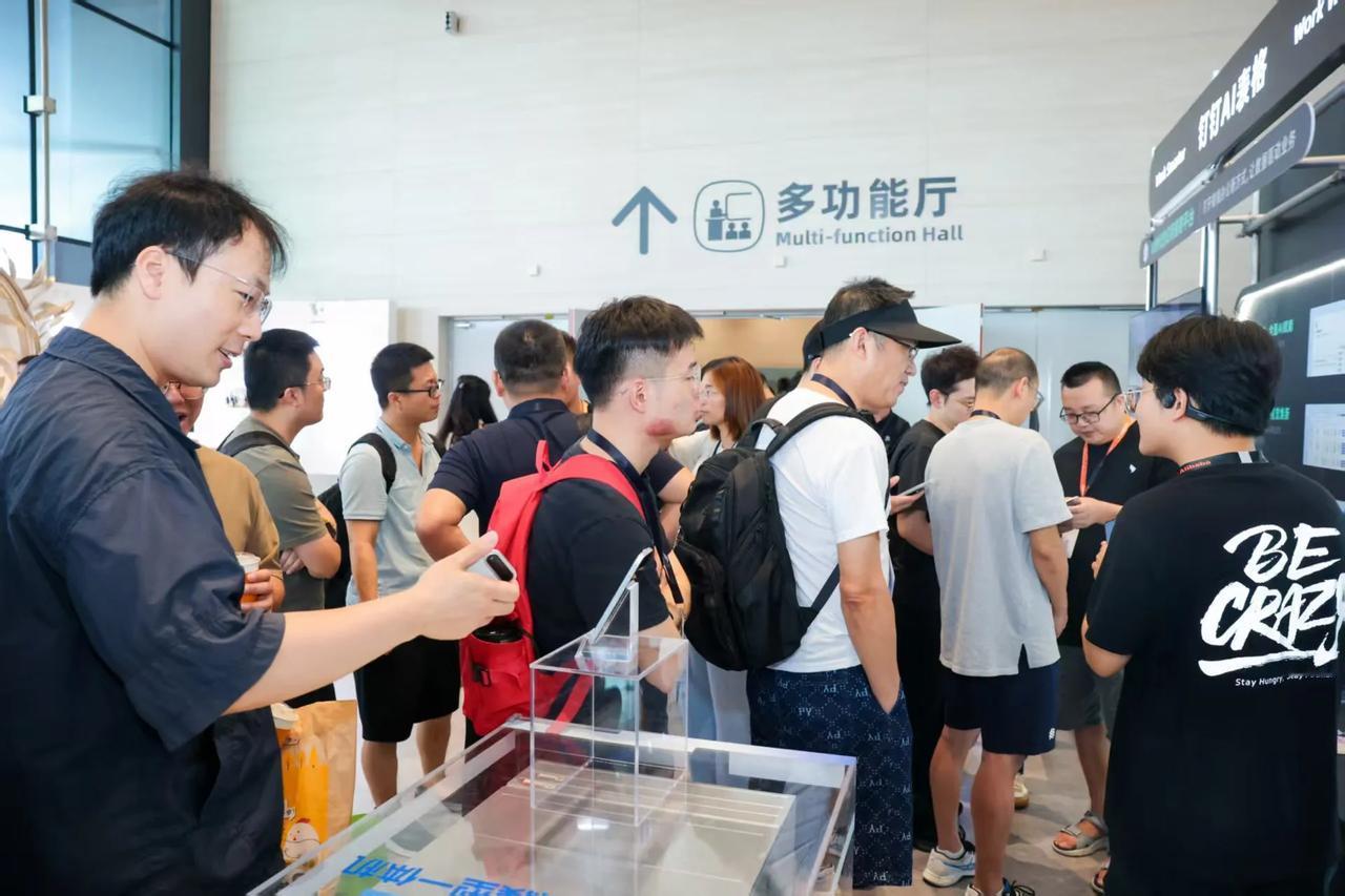 自从Deepseep搅动世界AI棋局以来，谁才是AI界最靓的仔？我以为非无招莫