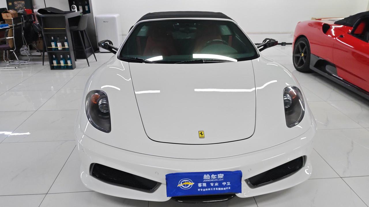 按揭60捆提台法拉利超跑二手车，虽然过了八手户，虽然有事故，但开它去相亲，成功率