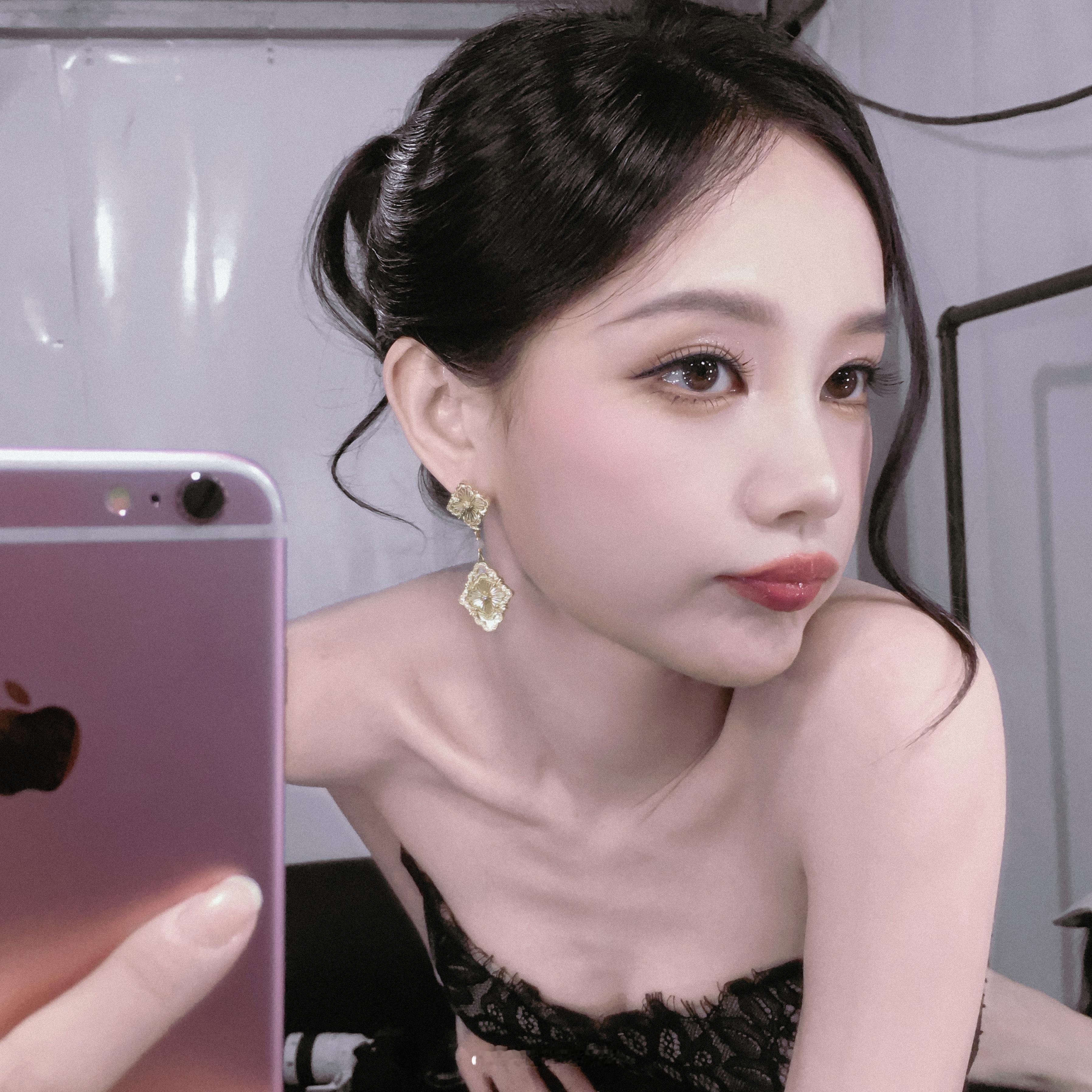 🎀🔍2选一·李一桐--李一桐-李一桐刚哄完丁程鑫就被淘汰​​​