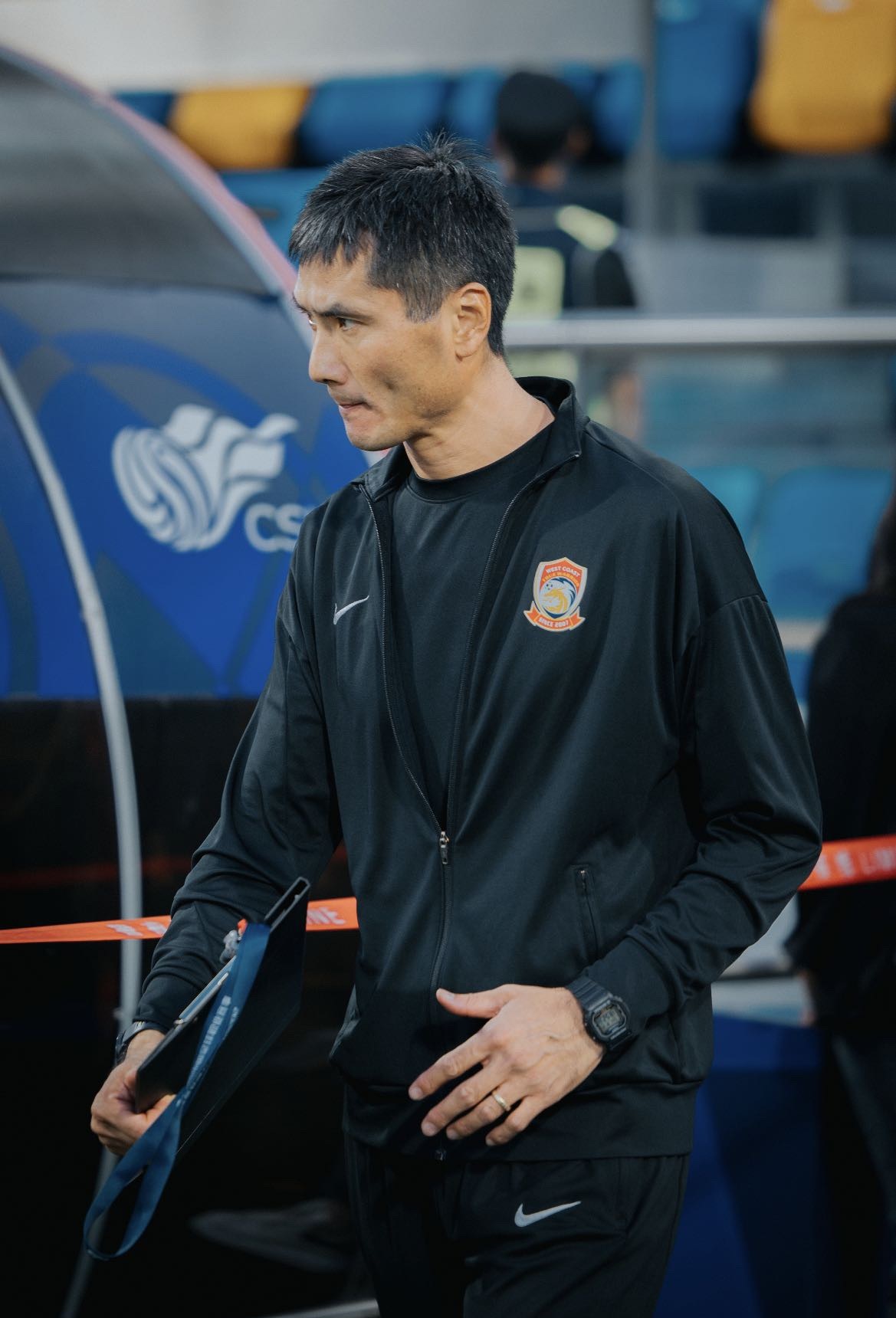 邵佳一如果真的去国足，是不是早了点？绍指的能力肯定没问题，只是觉得这才是他执教生