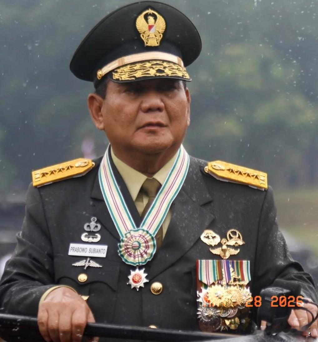 糊涂啊，印尼总统普拉博沃被美方短期的利益蒙蔽了判断。美国国防部长赫格塞思提议在印