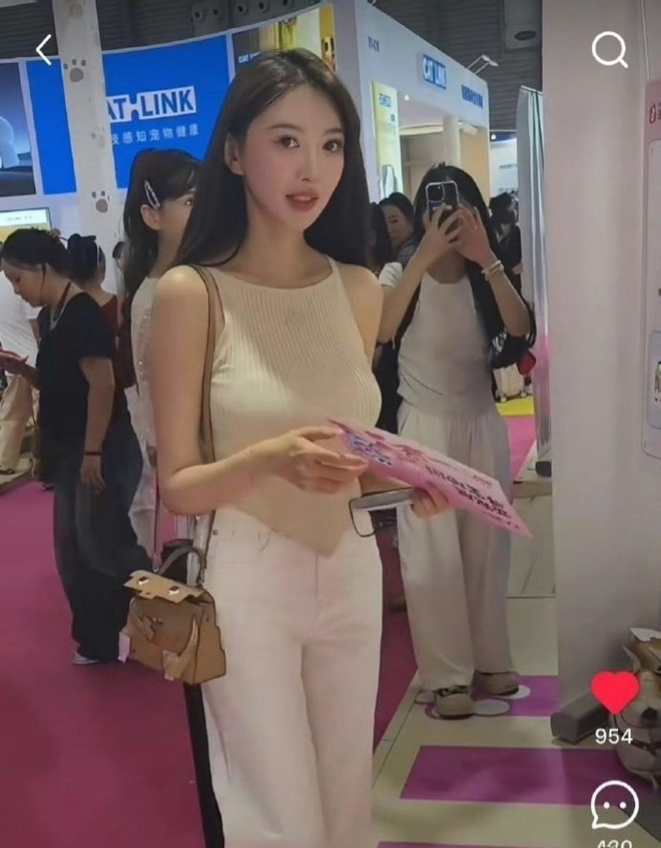 叶珂真实生图太吓人了，这身材一点也不像是生过孩子的好有型