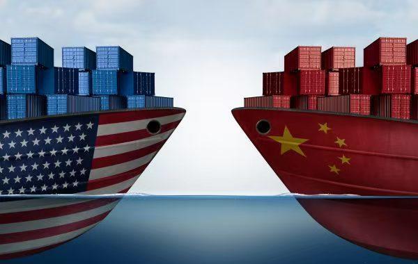 面对中国的出口反制措施，美国气急败坏，短短24小时内，完全是被动地出昏招，先是提