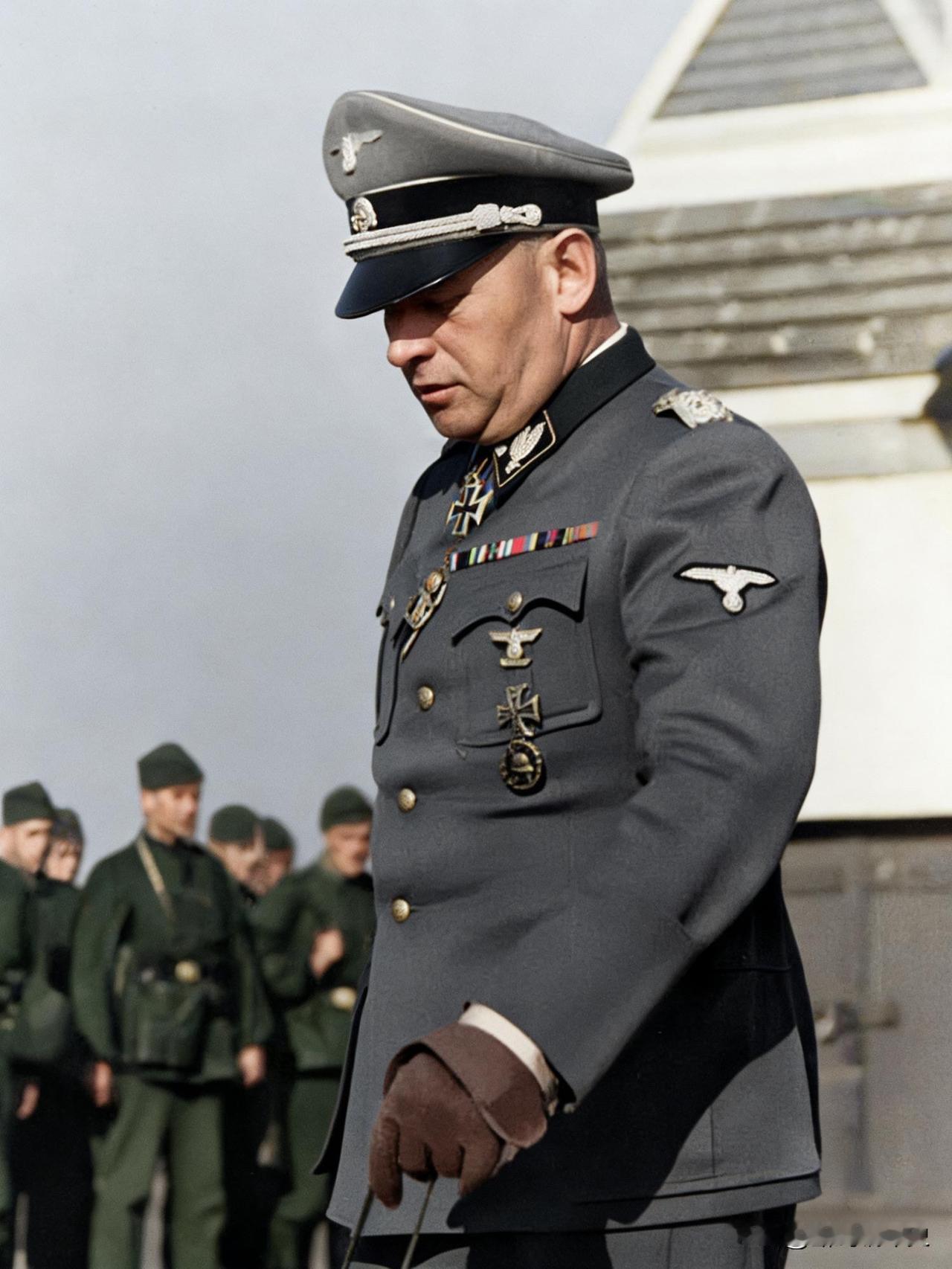 武装党卫军第5“维京”装甲师首任指挥官菲利克斯·施坦因纳（1896-1966）。