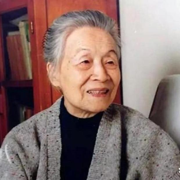 杨绛活到105岁，不吃保健品，长寿秘诀跟随她保姆道出真言杨绛先生一生历经战