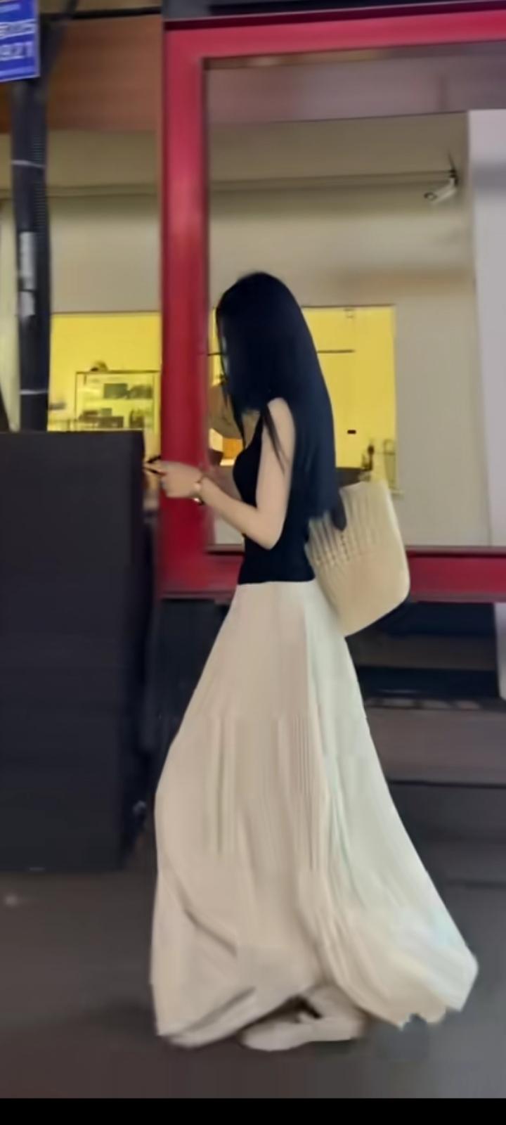 夏日生活打卡季放慢脚步感受生活，鲜花会开，日子会暖，一切都来得及。