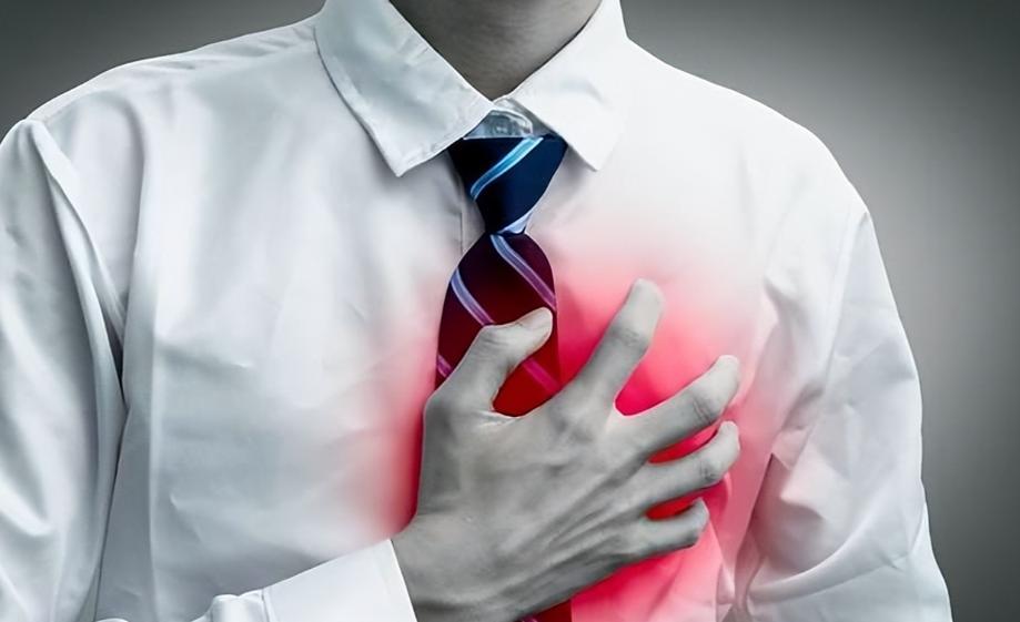 医生：心脏病最危险信号，不是嘴唇发紫，而是频繁出现这4种异常很多人提到心脏问
