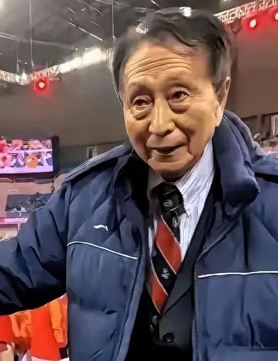宋世雄今年八十七岁，网传如今在北京工体附近的养老机构生活。儿子在美国硅谷工作，女