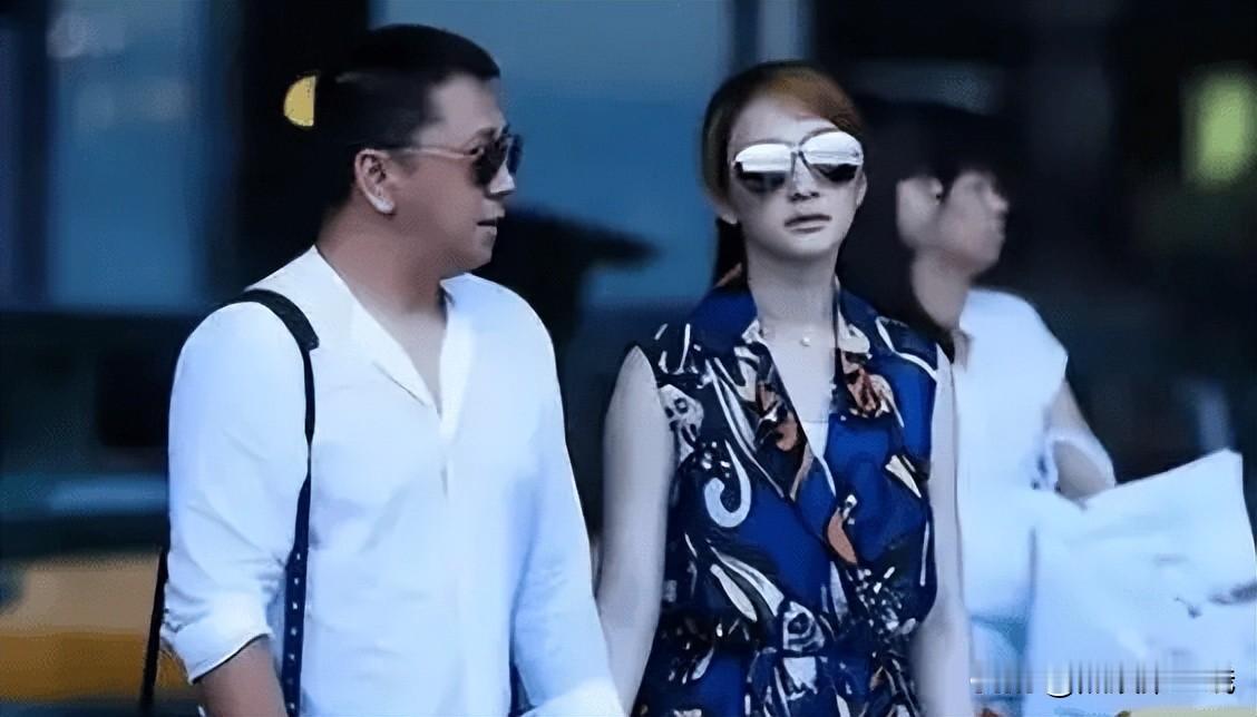 11年婚姻突传剧终？李小冉徐佳宁被曝已办手续看到“李小冉徐佳宁被曝离婚”的热