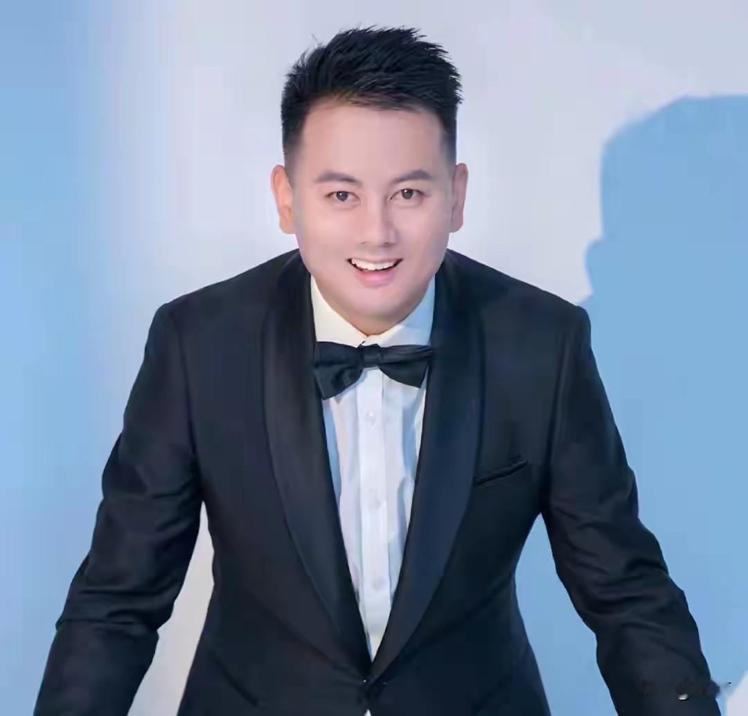 37岁帅哥孔维鹏去世是公司销售主管去世原因是加班到凌晨2点猝死。孔维鹏