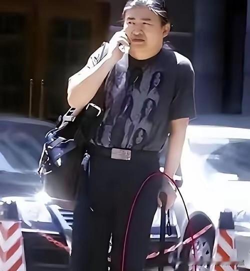 “不死的癌症”缠了他十七年，最后还是在上海走了。刘欢得的不是什么突发急症。20