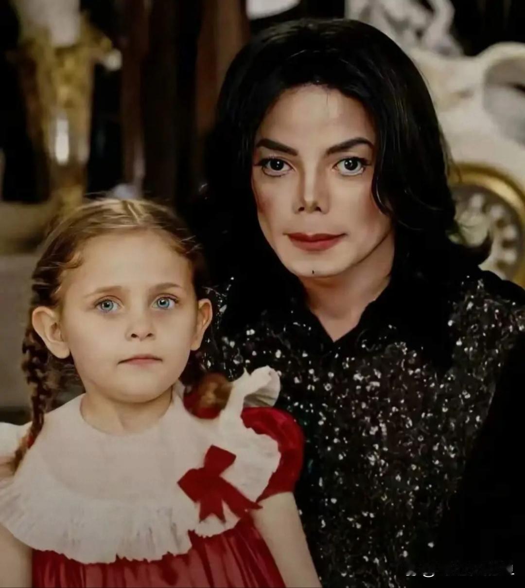 迈克尔杰克逊的女儿长大了。