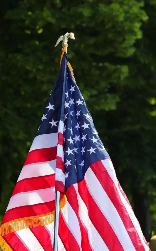 美国霸权的衰落已从潜在趋势演变为不可逆转‌1、美元霸权的根基正在瓦解‌‌储