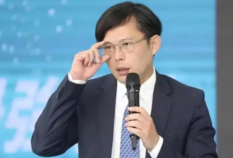 民众党主席黄国昌发表声明！ 4月26日，针对赖清德弹劾案，赖清德办公室的发言