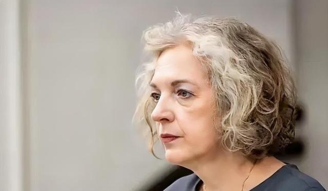 立陶宛强硬喊话了！来自外媒消息说，立陶宛总统外交政策首席顾问公开宣称，在关于台湾