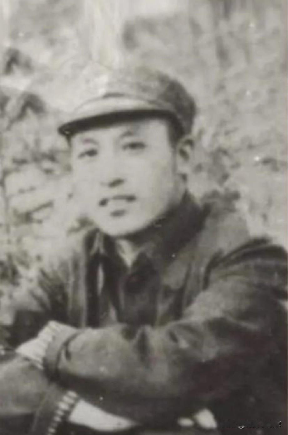 1937年10月，组织派李福泽回家乡山东发展革命武装。李福泽以出国留学需要经费的