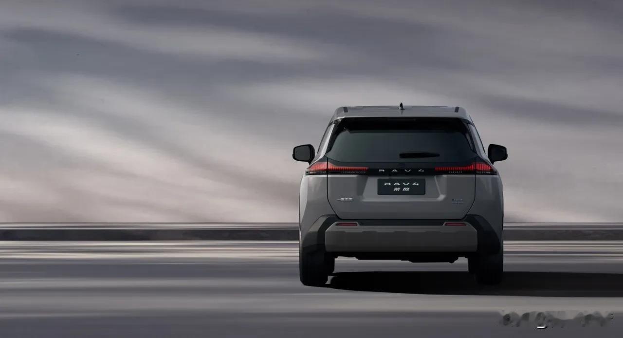 丰田真是把中国消费者研究透了：要场面﹣﹣买陆放要越野﹣﹣买普拉多icon要