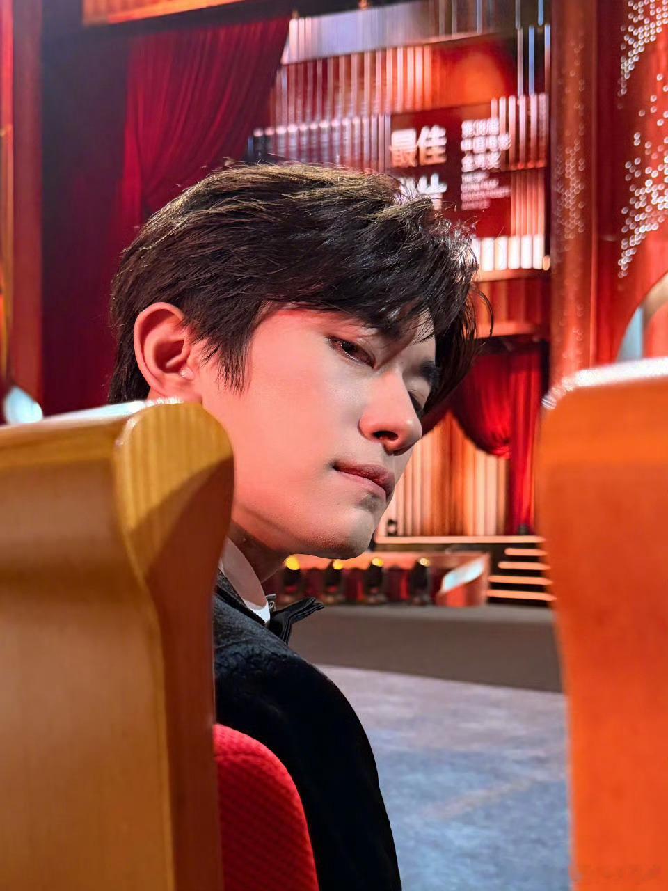 以为是站姐，没想到是站哥