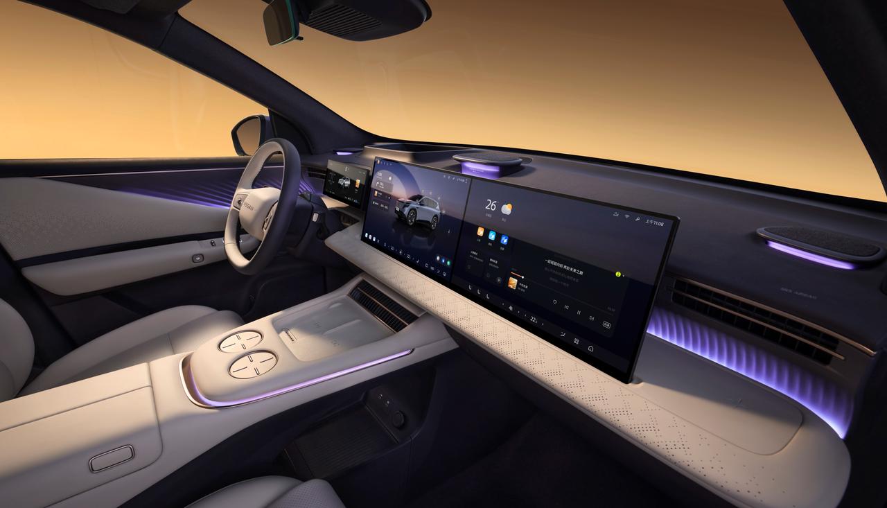 2㎡全景天幕+电动遮阳帘！东风日产NX8这个配置，理想L6车主酸了。看到东风日