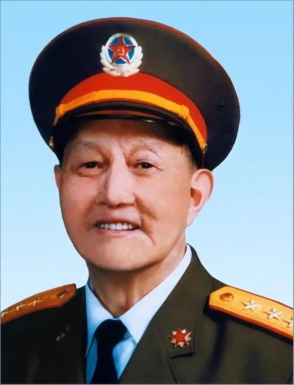 洪学智身居高位，家规严明，绝不允许亲属借助他的身份谋取职务便利。组织拟提拔其女婿