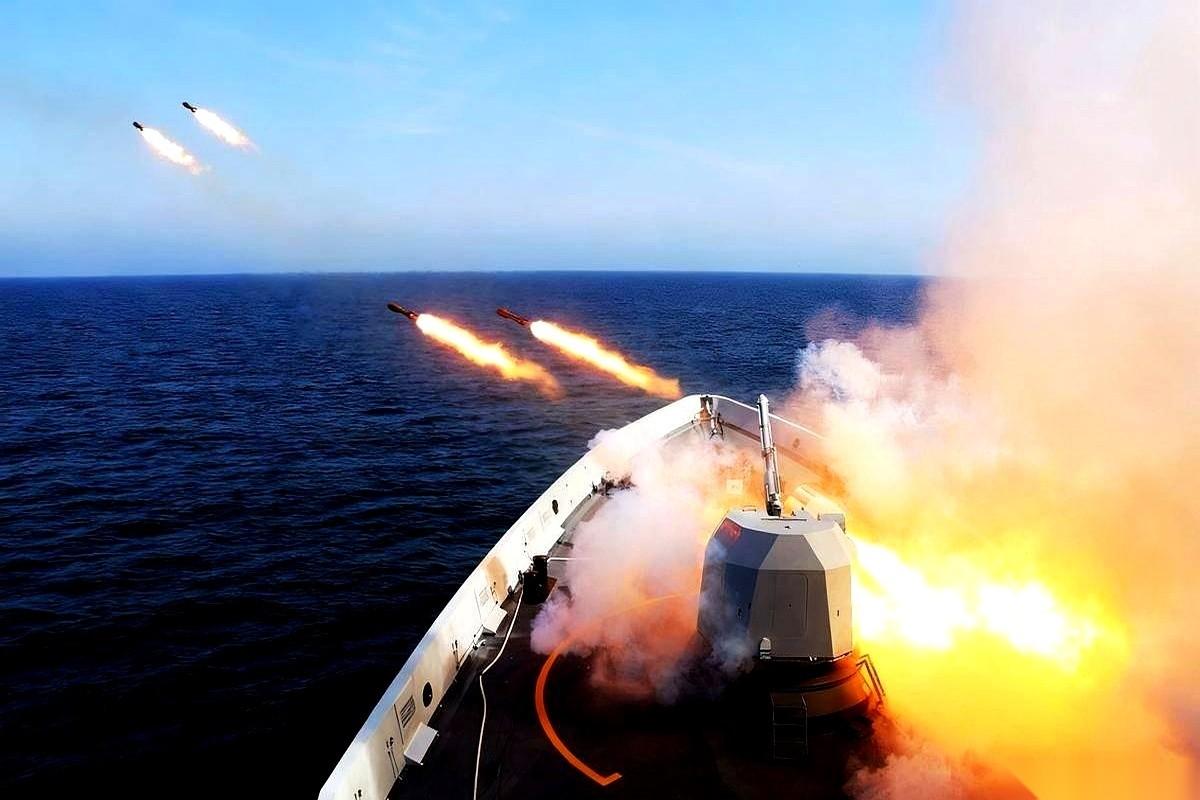 湛江海事局发了通告，9月14日到20日，南海部分海域要进行实弹射击。这次演练不