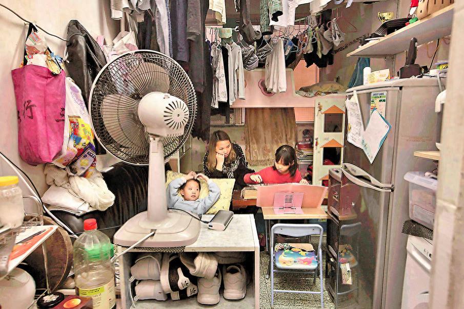 香港畸形的城市设计：大量民众在睡劏房，绿化却超过东京和首尔 在全球最繁华