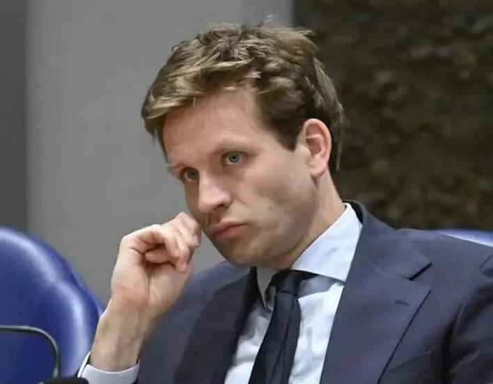 虽然是个国际笑话，但还是让人目瞪口呆！12月6日，香港《南华早报》披露，荷兰看守